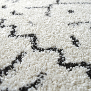 Tapis motif Berbère Dharan Clair - gros plan