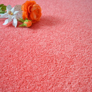 Moquette Rose bonbon Manège détail matière dense et confortable