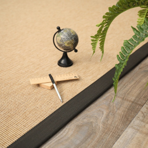 Tapis extérieur et intérieur tissé plat naturel ganse grise anthracite - salon