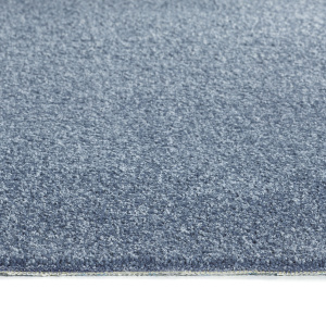 Moquette Kawaii bleu doux ultra douce, vue rapprochée de la fibre dense et confortable