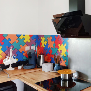 Crédence murale en vinyle puzzle coloré - usage décoratif uniquement
