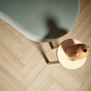 Parquet vinyle rigide Ultime - Pose clipsable bâton rompu - Chêne sable naturel - vue de haut