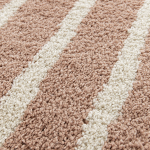 Tapis à poils longs Rainbow rose - gros plan