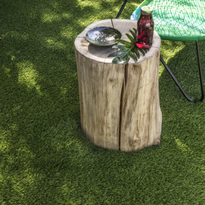 Ambiance détente avec mobilier assorti sur Gazon synthétique Pro Expert 40 - 40 mm, rendu naturel