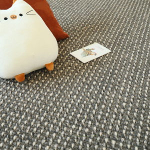 Tapis sur mesure Laine et sisal Caloundra grosses boucles - Gris