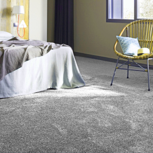 Moquette velours Feelings Balsan gris écume - chambre