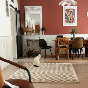 Tapis damier à poils longs - Colorama - Beige rétro - partenariat