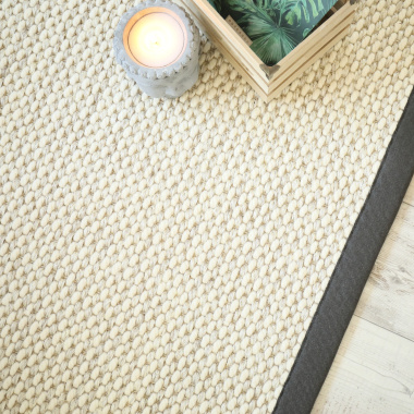 Tapis en Laine et Sisal Albury - Blanc crème - Ganse gris anthracite - vue de haut
