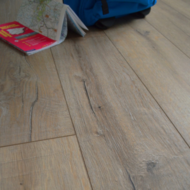 Parquet flottant Stratifié KronoSwiss Noblesse V4 Chêne Rift 5G