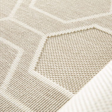 Tapis intérieur et extérieur motif graphique - Hexagone - Beige et écru - gros plan