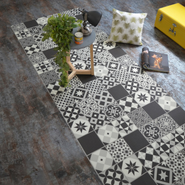 Association de dalles PVC Click 5G Mix and Match : Carreaux de ciment et Acier vintage