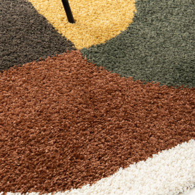 Détail des motifs Vert kaki, terracotta du tapis Tapis berbère Terre ancestrale