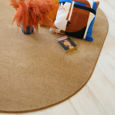 Tapis ovale en matière recyclée Re-cycle camel - salon