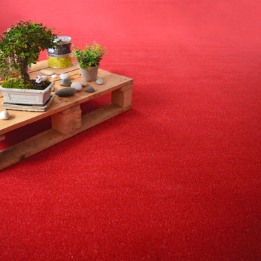 Sol gazon synthétique rouge Event 8 mm certifié GRS, revêtement design et sécurisé ERP