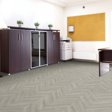 Sol vinyle Inspiration parquet en chevron chêne gris - bureau