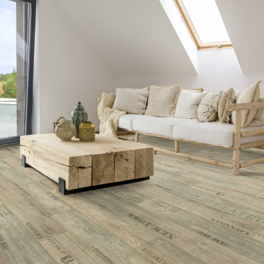 Sol Vinyle First - imitation Parquet marqué - Ambiance Salon