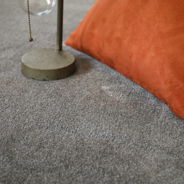 Tapis sur mesure doux Hypnose marron brun - vue de près