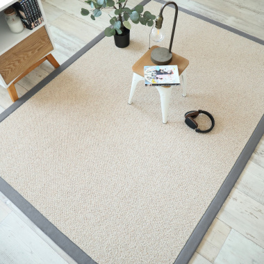 Tapis naturel en pure laine Latoon grège ganse grise