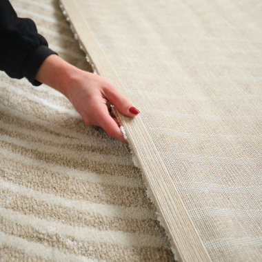 Tapis de salon ou chambre Méditation beige nude - envers