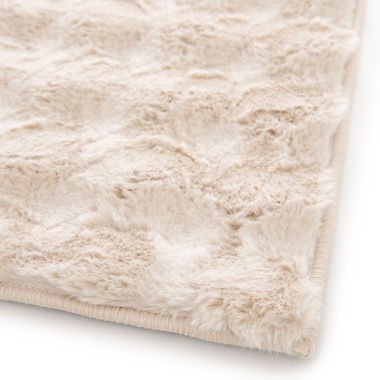 Finition soignée et texture cocooning du tapis Bubly Latté beige clair