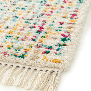 Gros plan sur les franges du tapis motif berbère à franges Tribus du désert Multicolore