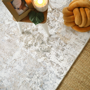 Tapis salon en velours Archi blanc marbré marron et camel - contraste