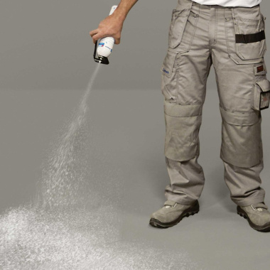 Colle acrylique en aérosol pour sol PVC à usage résidentiel - Exemple d'utilisation