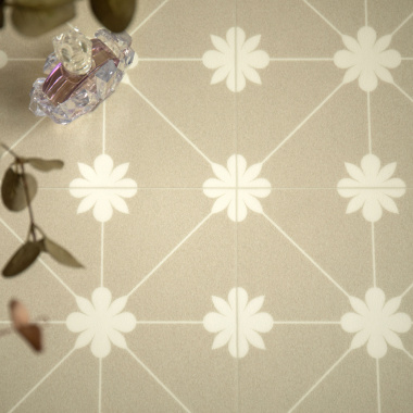 Revêtement PVC aspect carreaux Lexington Bloom beige, finition mate et douce