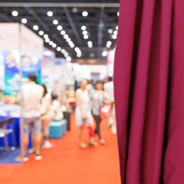 Coton gratté ignifugé couleur bordeaux - événement