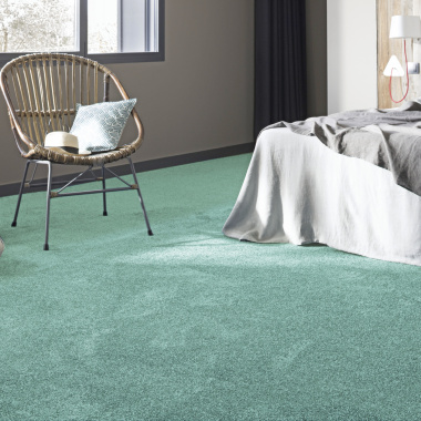 Tapis sur mesure Velours Feelings Balsan couleur vert jade - Chambre