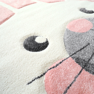 Tapis enfant fille - Lapin blanc - Rose pastel à pois - gros plan