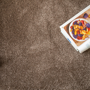 Moquette Select Chocolat – rendu décoratif et chaleureux du velours