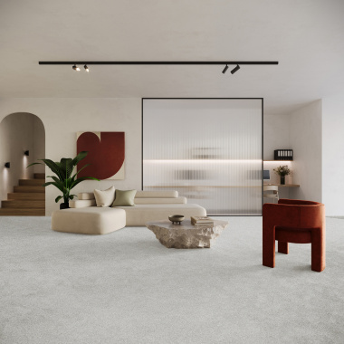 Moquette Re-cycle gris argent en polyester recyclé dans un salon design