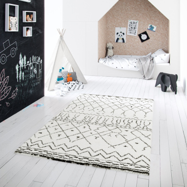 Tapis motif Berbère Dharan Clair - chambre enfant