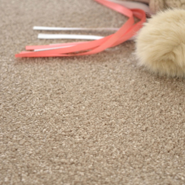 Tapis sur mesure Select marron clair - gros plan