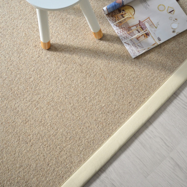 Tapis pure laine Killoo grège ganse coton écru - vue de haut