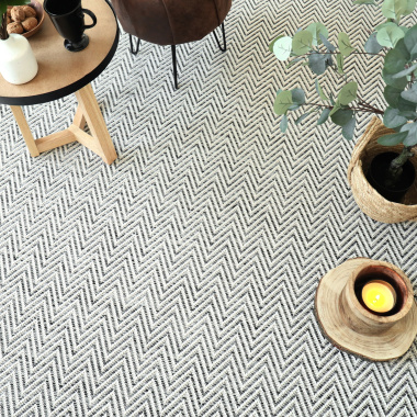 Tapis sur mesure tissé plat Java chevron blanc - salon