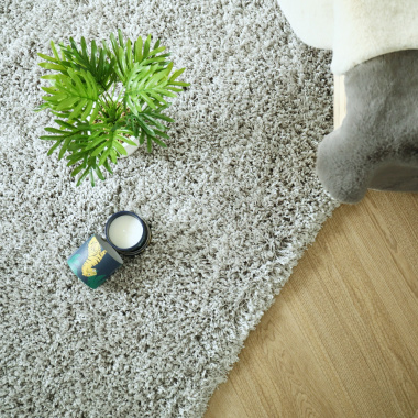 Tapis Flocon - Shaggy frisé à poils longs - Gris clair - Vue de haut