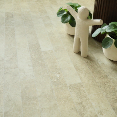 Sol en vinyle éco-conçu - Travertin contemporain - Naturel - vue de près