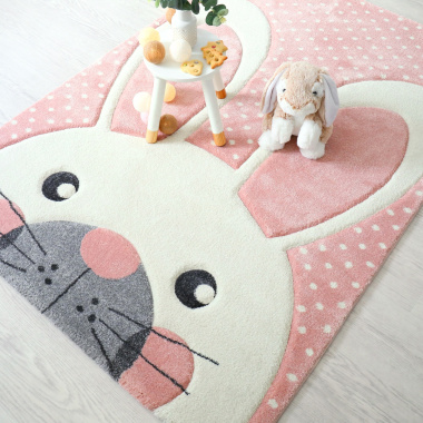 Tapis enfant fille - Lapin blanc - Rose pastel à pois - Vue de loin