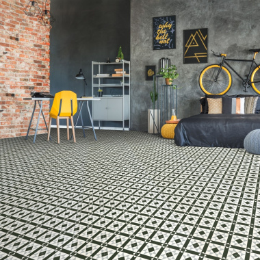 Sol Vinyle Style à motif carreaux noir et blanc dans une chambre esprit industriel
