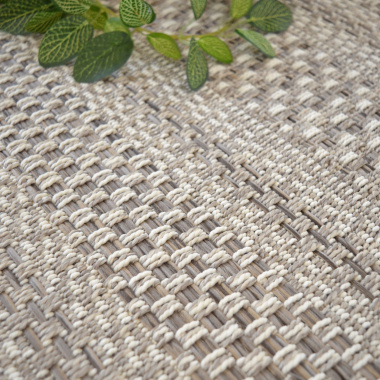 Tapis Indy grège, gros plan sur la texture tissée effet sisal