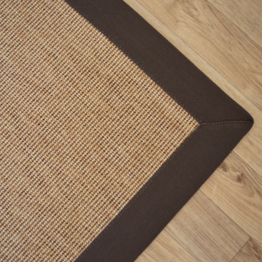 Tapis Tissé plat Mahé naturel ganse coton marron - coin