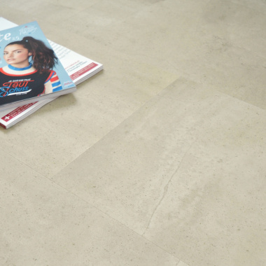 Sol vinyle aspect pierre claire – dalle clipsable Mix and Match - Click 5G - Pierre naturelle