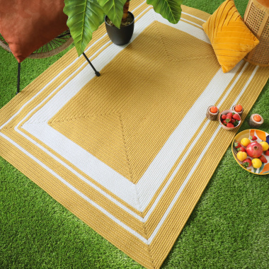 Tapis imitation fibres naturelles intérieur et extérieur Provence jaune safran - jardin