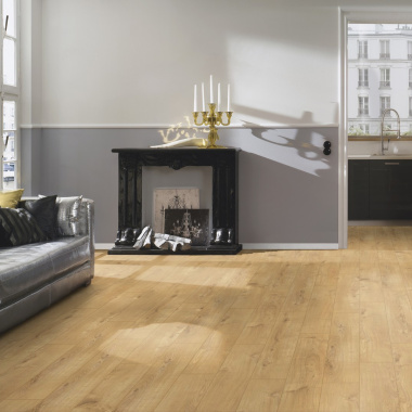 Parquet flottant Stratifié - Chêne Brun Doré - Cuisine ouverte