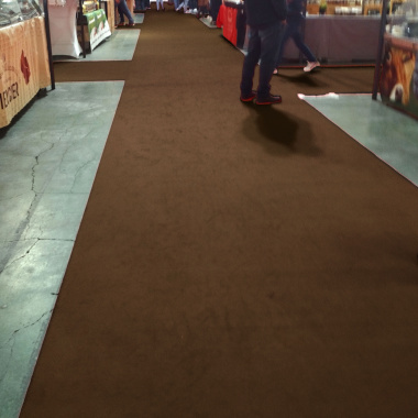 Moquette événementielle Orotex Revexpo marron, revêtement textile simple et décoratif