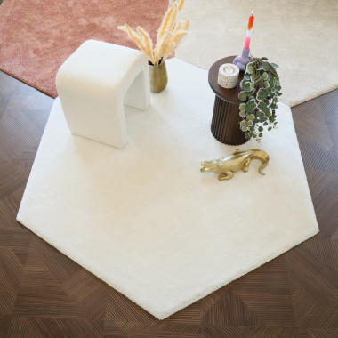 Tapis de salon design hexagonal Touch - Blanc crème - vue de loin