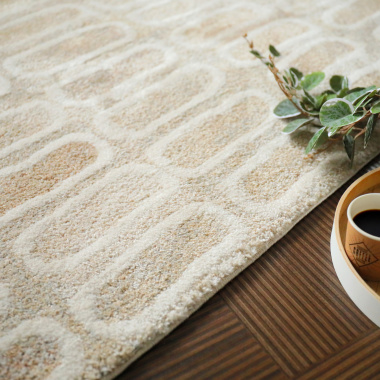 Tapis de salon ou chambre Identité beige nude - gros plan