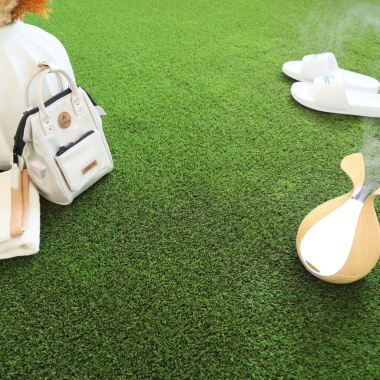 Gazon Premium Piscine et Spa 35 mm 100% recyclable pour bord d’un spa ou terrasse détente